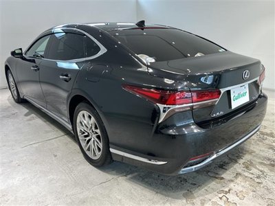 صورة مصغرة 49 لـ 2019 Lexus LS