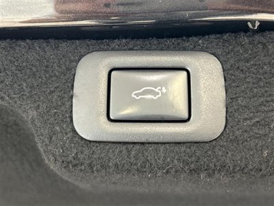 صورة مصغرة 23 لـ 2019 Lexus LS