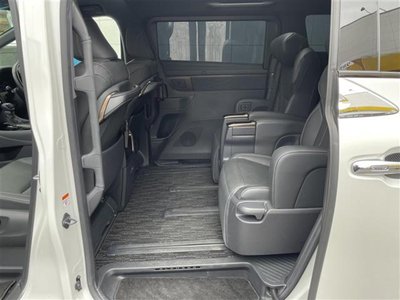 صورة مصغرة 26 لـ 2023 Toyota ALPHARD