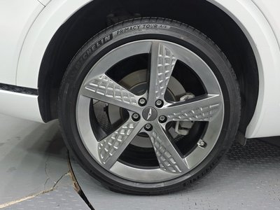 صورة 6 لـ 2021 Genesis GV70