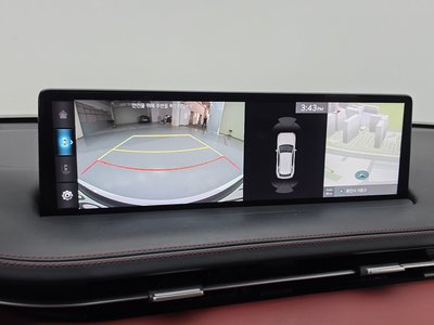 2021 Genesis GV70 — миниатюра 15
