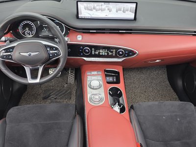 صورة 5 لـ 2021 Genesis GV70