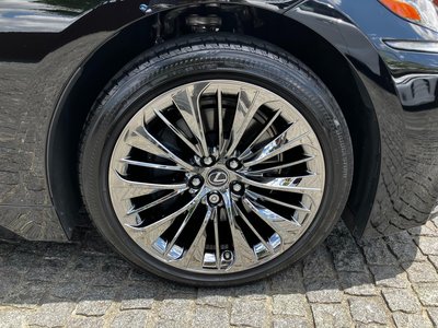 LEXUS LS - 8