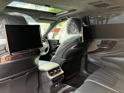 صورة مصغرة 26 لـ 2018 Lexus LS