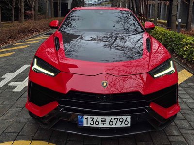 2023 Lamborghini URUS 照片 2