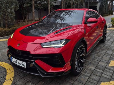 2023 Lamborghini URUS 照片 1