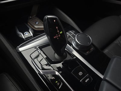 2022 BMW 6 SERIES GT — миниатюра 12