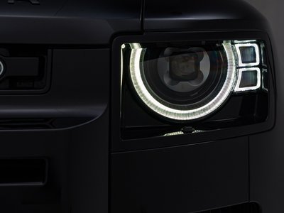 LAND ROVER DEFENDER - 6