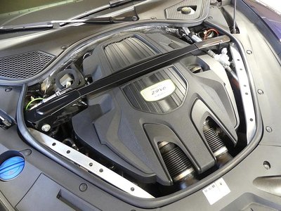 PORSCHE PANAMERA - 7