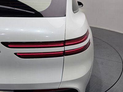 صورة 10 لـ 2022 Genesis GV70