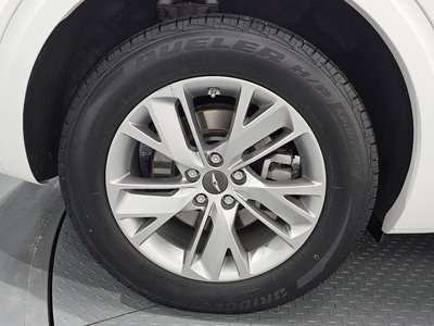 صورة 6 لـ 2022 Genesis GV70