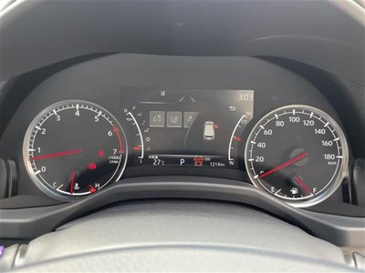 TOYOTA LAND CRUISER 300 - 9