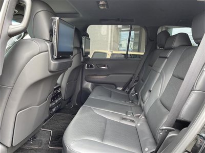 TOYOTA LAND CRUISER 300 - 6