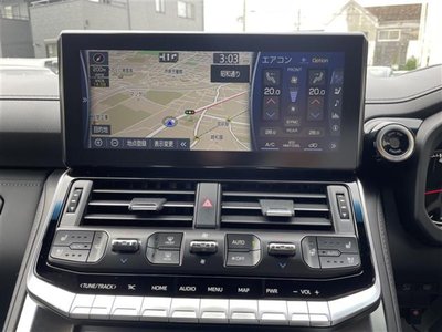 TOYOTA LAND CRUISER 300 - 10