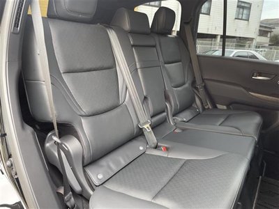 TOYOTA LAND CRUISER 300 - 5