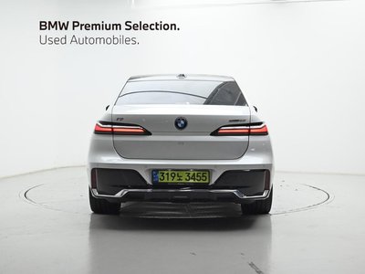 BMW I7 - 3