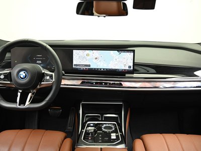 BMW I7 - 4