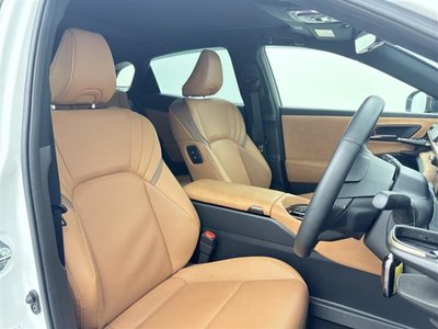 2024 Toyota CROWN SPORT thumbnail 13