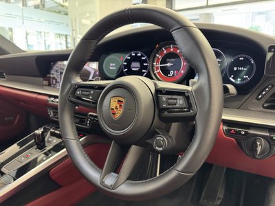 PORSCHE 911 - 10