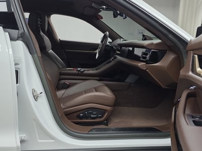 2023 Porsche TAYCAN 缩略图 16