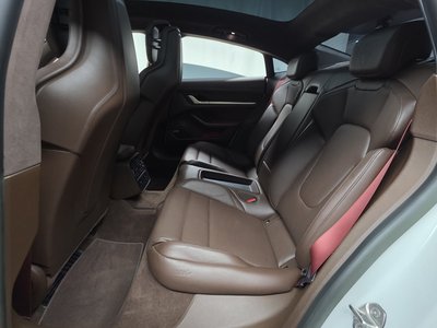 2023 Porsche TAYCAN 缩略图 18