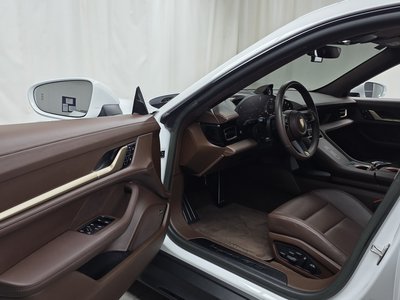 2023 Porsche TAYCAN 缩略图 13