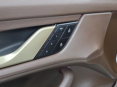 2023 Porsche TAYCAN 缩略图 28
