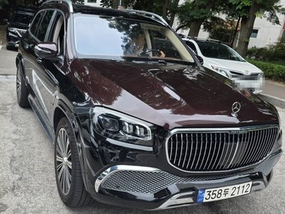 2023 Mercedes-BENZ GLS — фото 4