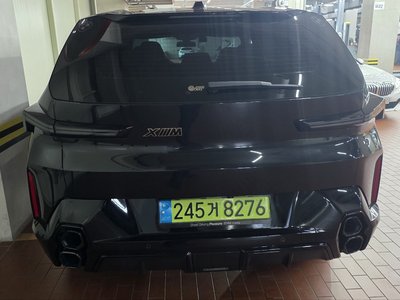 صورة 2 لـ 2023 BMW XM