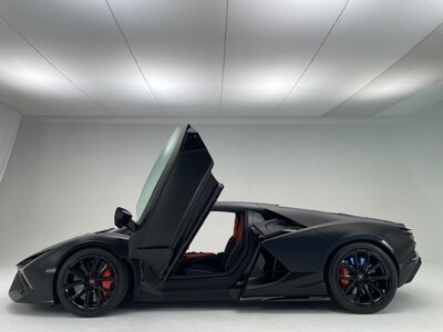 LAMBORGHINI REVUELTO - 2