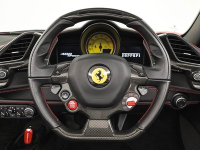 2016 Ferrari 488 SPIDER 照片 13