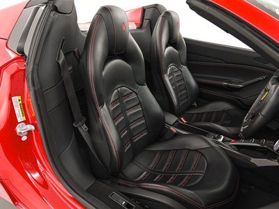 2016 Ferrari 488 SPIDER 照片 15