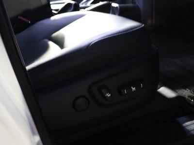 صورة مصغرة 14 لـ 2023 Toyota LAND CRUISER PRADO