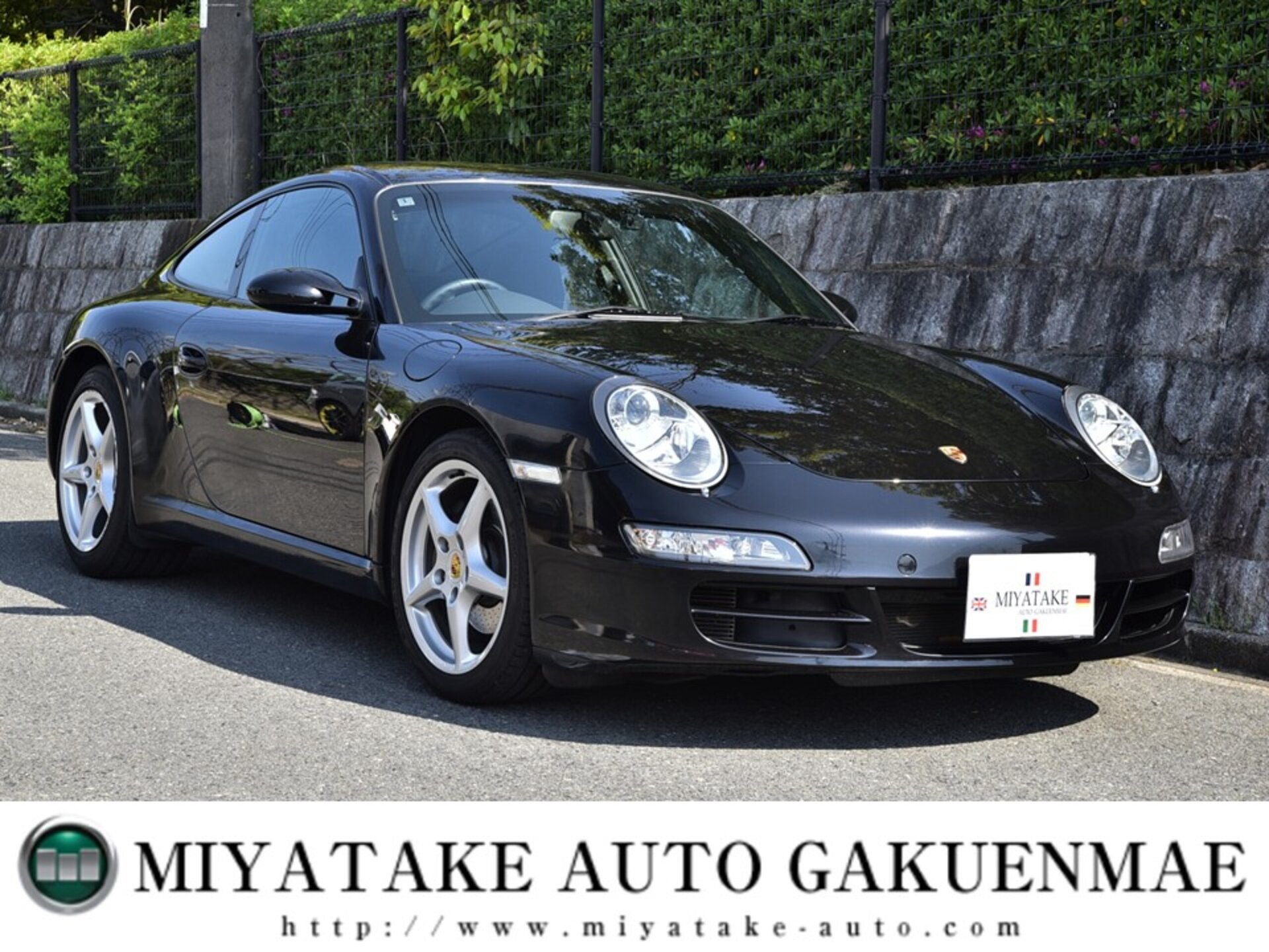 PORSCHE 911 - View 1