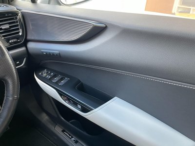 2022 Lexus NX — миниатюра 30