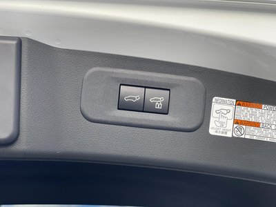 2022 Lexus NX — миниатюра 51