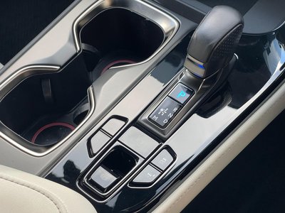 2022 Lexus NX — миниатюра 23