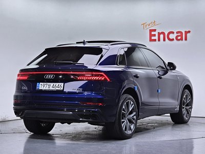 صورة 4 لـ 2022 AUDI Q8