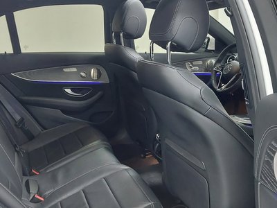 MERCEDES-BENZ E-CLASS - 10