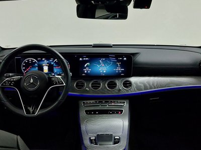 MERCEDES-BENZ E-CLASS - 5