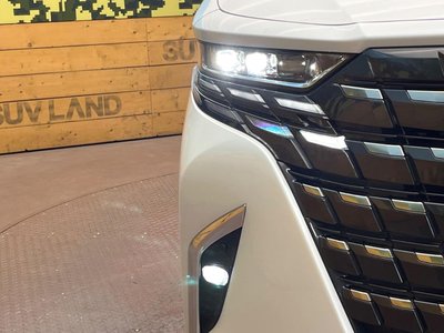 2025 Toyota ALPHARD — миниатюра 13