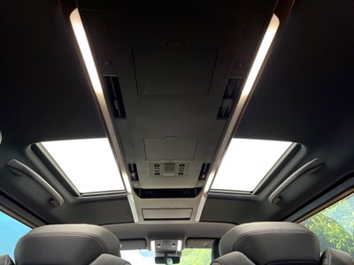 2025 Toyota ALPHARD — фото 4