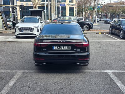 AUDI A8 - 4