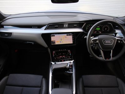 AUDI Q8 SPORTBACK E-TRON - 2
