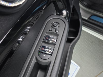 صورة مصغرة 28 لـ 2023 MINI COOPER COUNTRYMAN