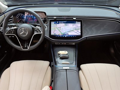 MERCEDES-BENZ E-CLASS - 5