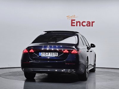 MERCEDES-BENZ E-CLASS - 3