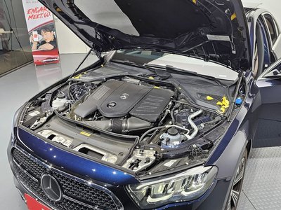 MERCEDES-BENZ E-CLASS - 7