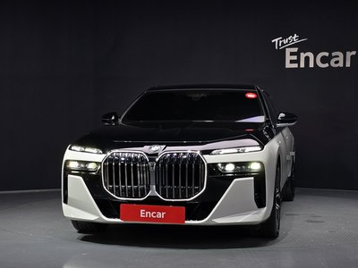 2024 BMW 7 SERIES 照片 2
