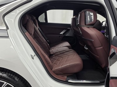 2024 BMW 7 SERIES thumbnail 18